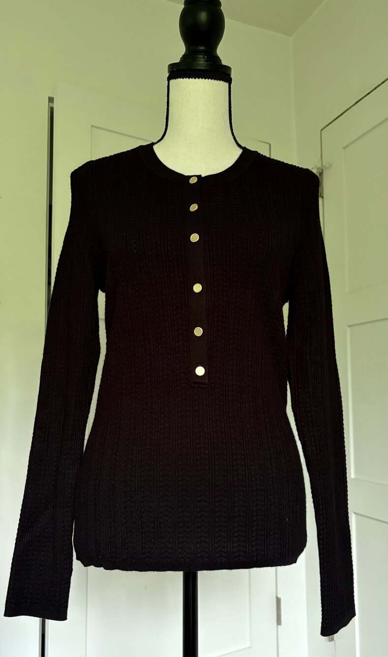 White House Black Market Long Sleeve Ribbed Henley Sweater Size Small NWT